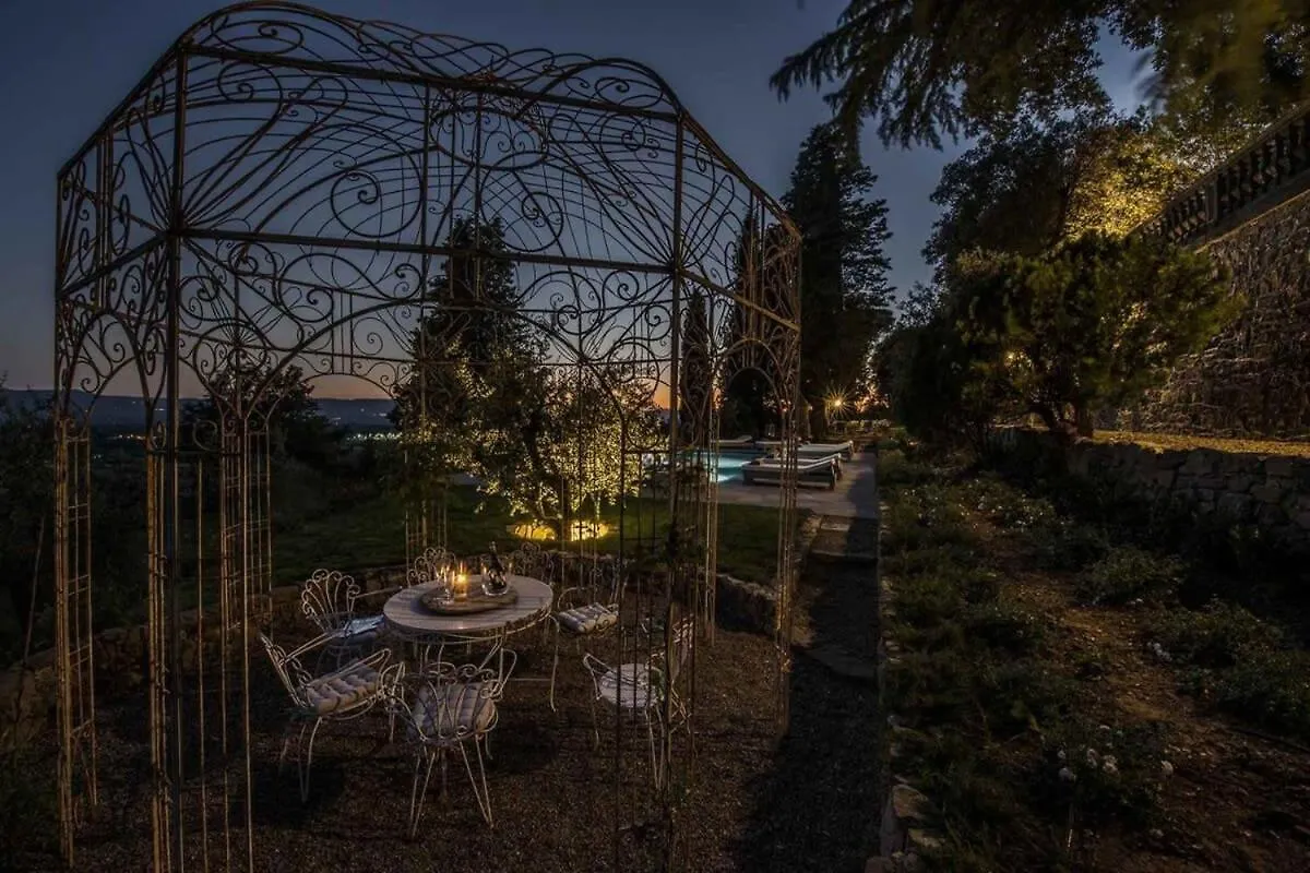 Mesmerizing Villa With Charming And Authentic View Loro Ciuffenna