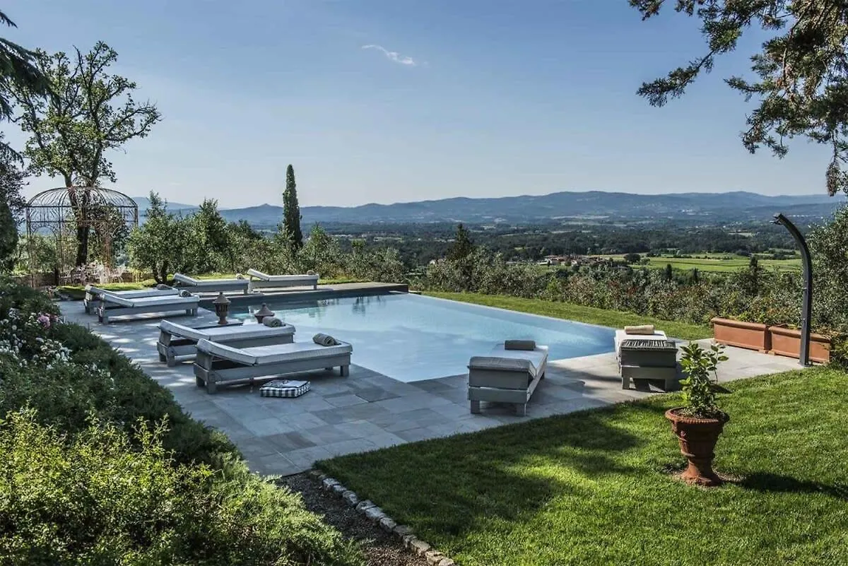 Mesmerizing Villa With Charming And Authentic View Loro Ciuffenna